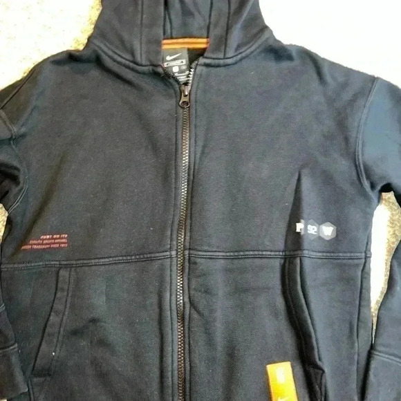 NIKE KYRIE IRVING ZIPUP HOODIE - Picture 4 of 12